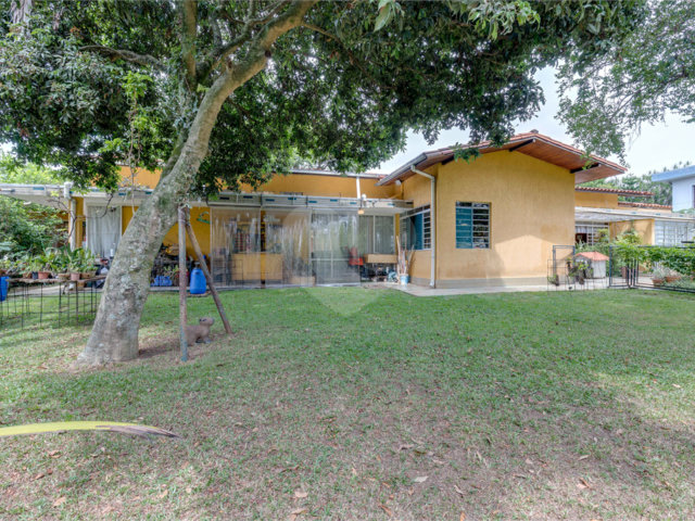 Casa Térrea à venda ou para alugar com 5 quartos, sendo 2 suítes,  em Jardim Prudência, São Paulo, SP