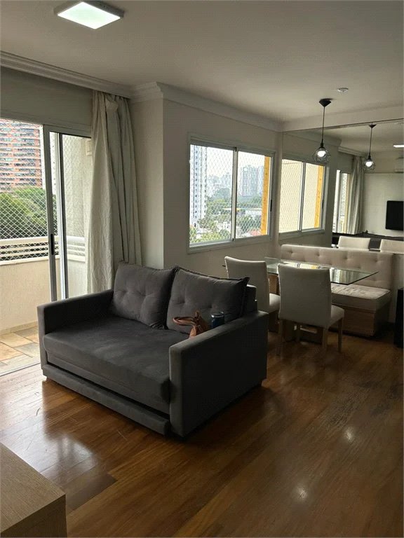 Apartamento à venda com 2 quartos, sendo 1 suíte, em Paraíso do Morumbi, São Paulo, SP