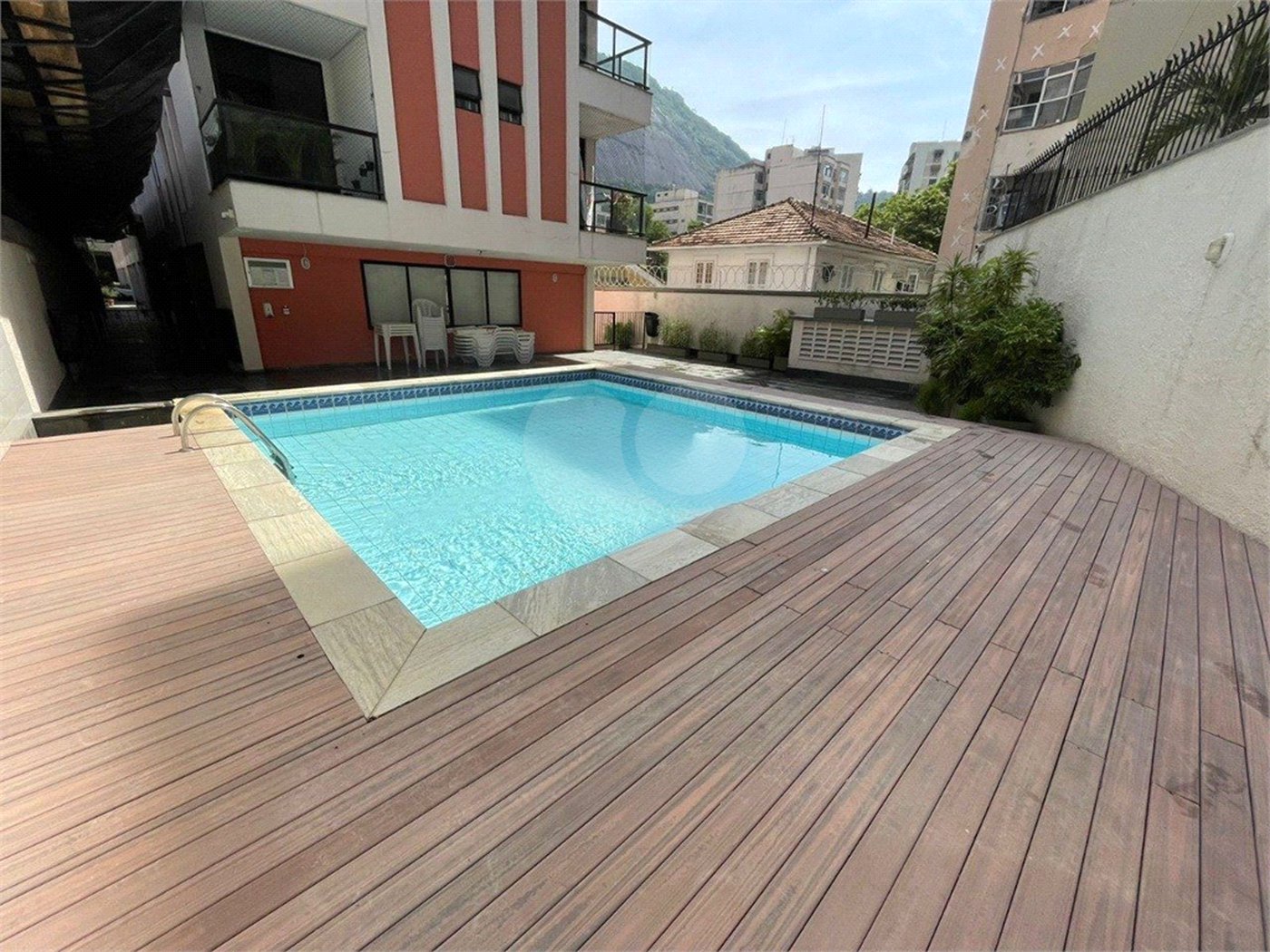 Apartamento à venda com 2 quartos, sendo 1 suíte, em Humaitá, Rio de Janeiro, RJ