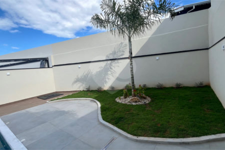 Casa Terrea com 3 suítes a Venda em Atibaia