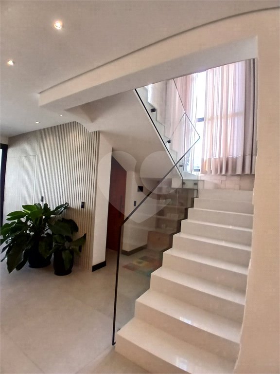 Casa à venda com 3 suítes em Pinheirinho, Vinhedo, SP