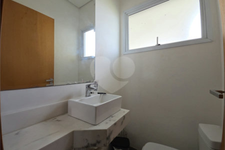 Casa à venda com 4 quartos, sendo 1 suíte, no condomínio Village Ipanema 2, Araçoiaba da Serra - SP
