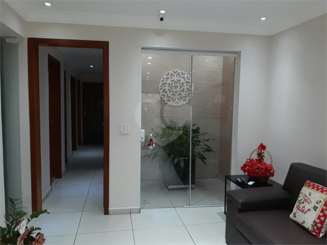 Sobrado à venda com 6 quartos, sendo 2 suítes,  em Limão, São Paulo, SP
