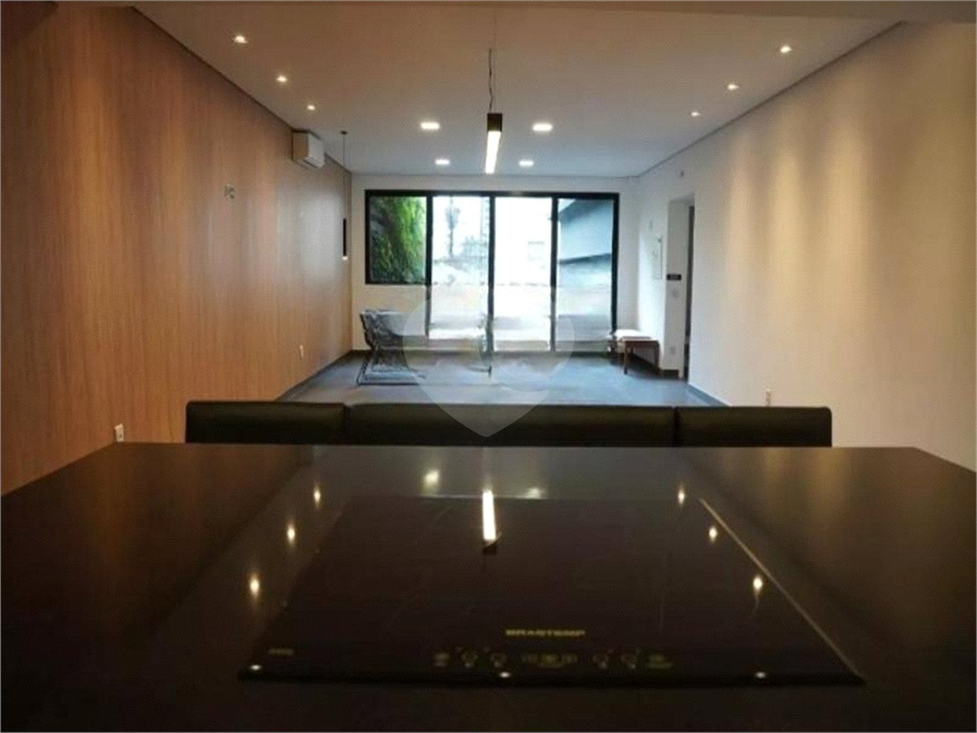 Apartamento à venda com 2 suítes em Cerqueira César, São Paulo, SP