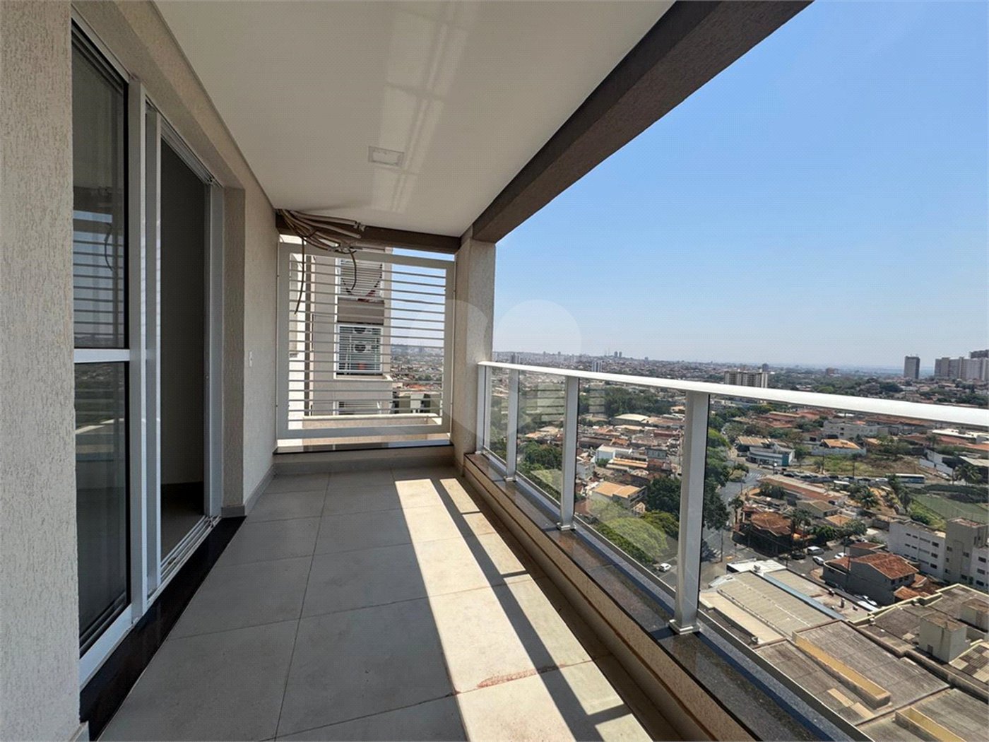 Apartamento à venda ou para alugar com 2 quartos, sendo 1 suíte, em Jardim Sumaré, Ribeirão Preto, SP
