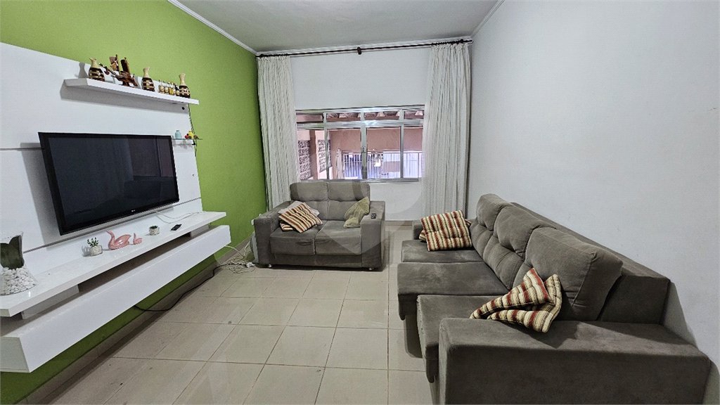Casa à venda com 2 quartos, sendo 1 suíte, em Jaguaribe, Osasco, SP