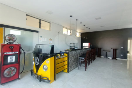 Salão Comercial para alugar em Vila Nastri, Itapetininga, SP