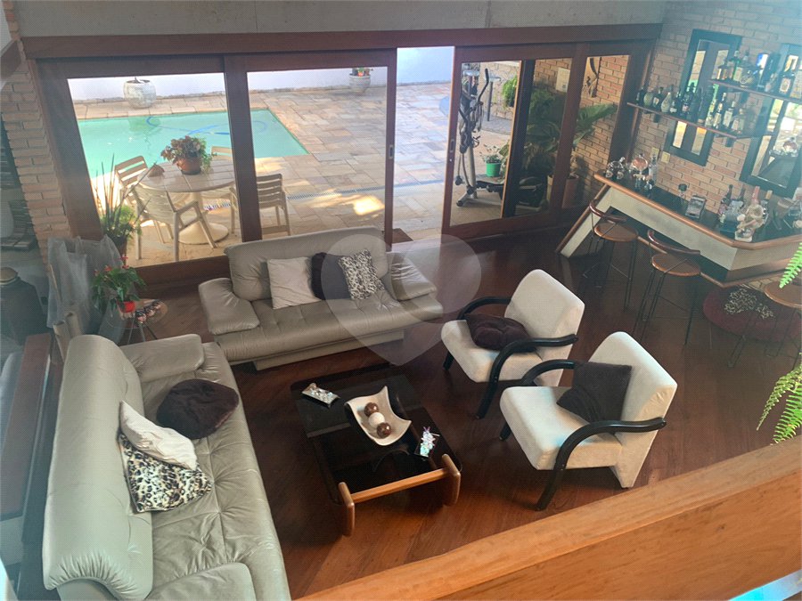 Casa à venda com 3 quartos, sendo 2 suítes,  no condomínio Village Davignon, Sorocaba - SP