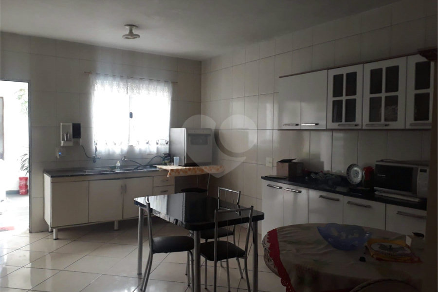 Sobrado à venda com 5 quartos, sendo 1 suíte, em Vila Guilherme, São Paulo, SP