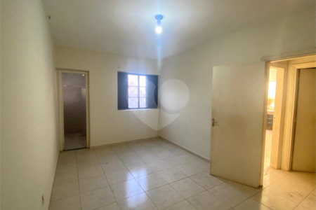 Casa à venda com 3 quartos, sendo 1 suíte, no Centro, Araraquara, SP