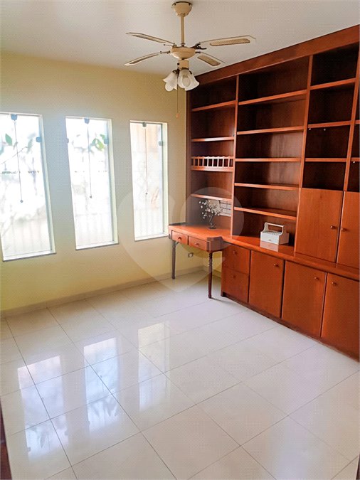 Casa à venda com 5 quartos, sendo 4 suítes, em Jardim Armênia, Mogi das Cruzes, SP