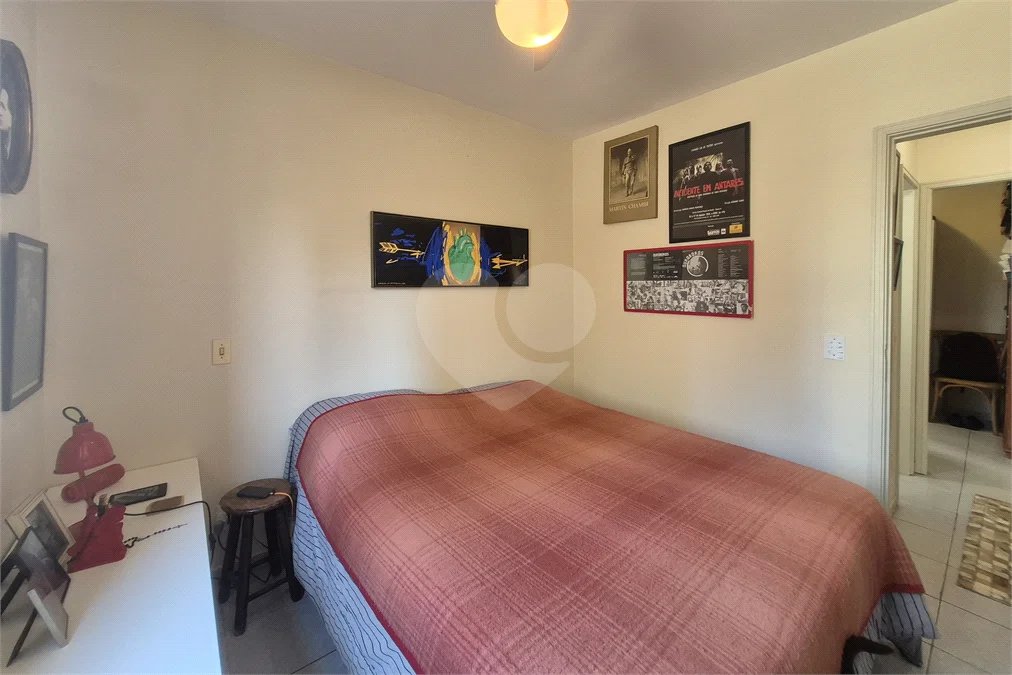Apartamento 2 quartos, sacada e vaga em Santa Cecília