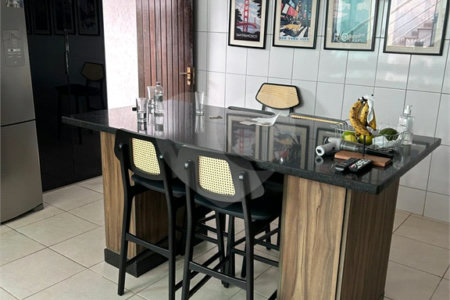 Casa à venda com 2 suítes no condomínio Residencial, Mogi das Cruzes - SP
