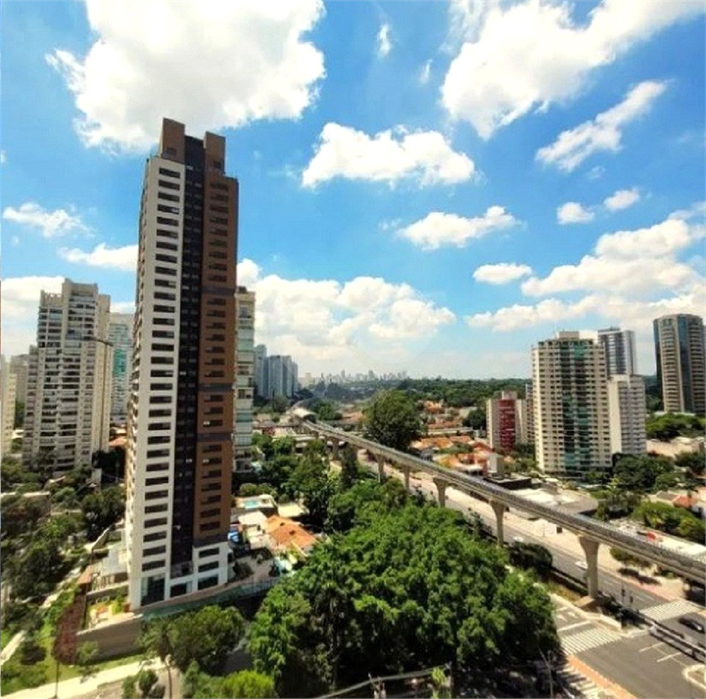 Apartamento à venda com 1 suíte em Campo Belo, São Paulo, SP