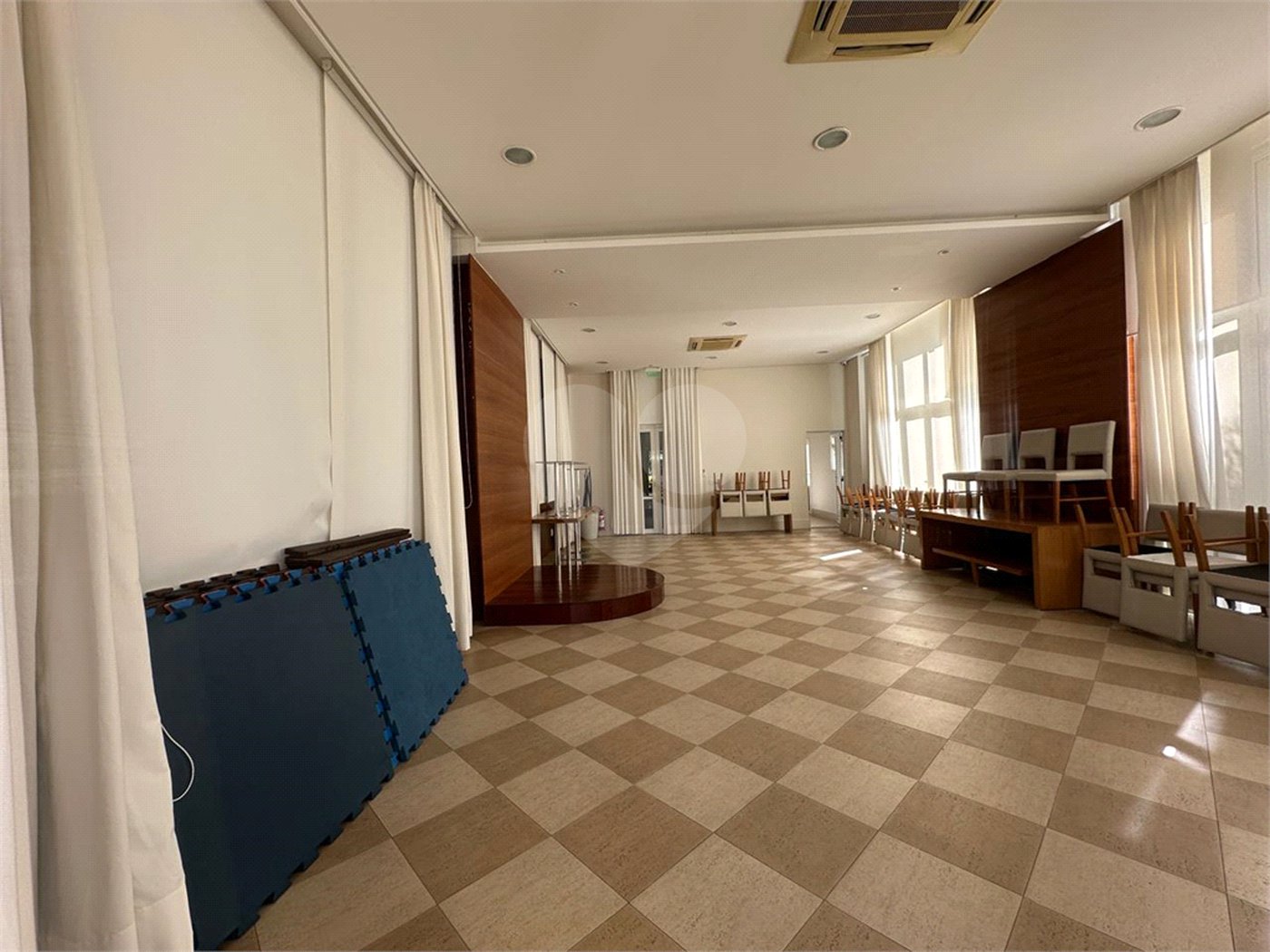 Apartamento à venda com 5 suítes em Santana, São Paulo, SP