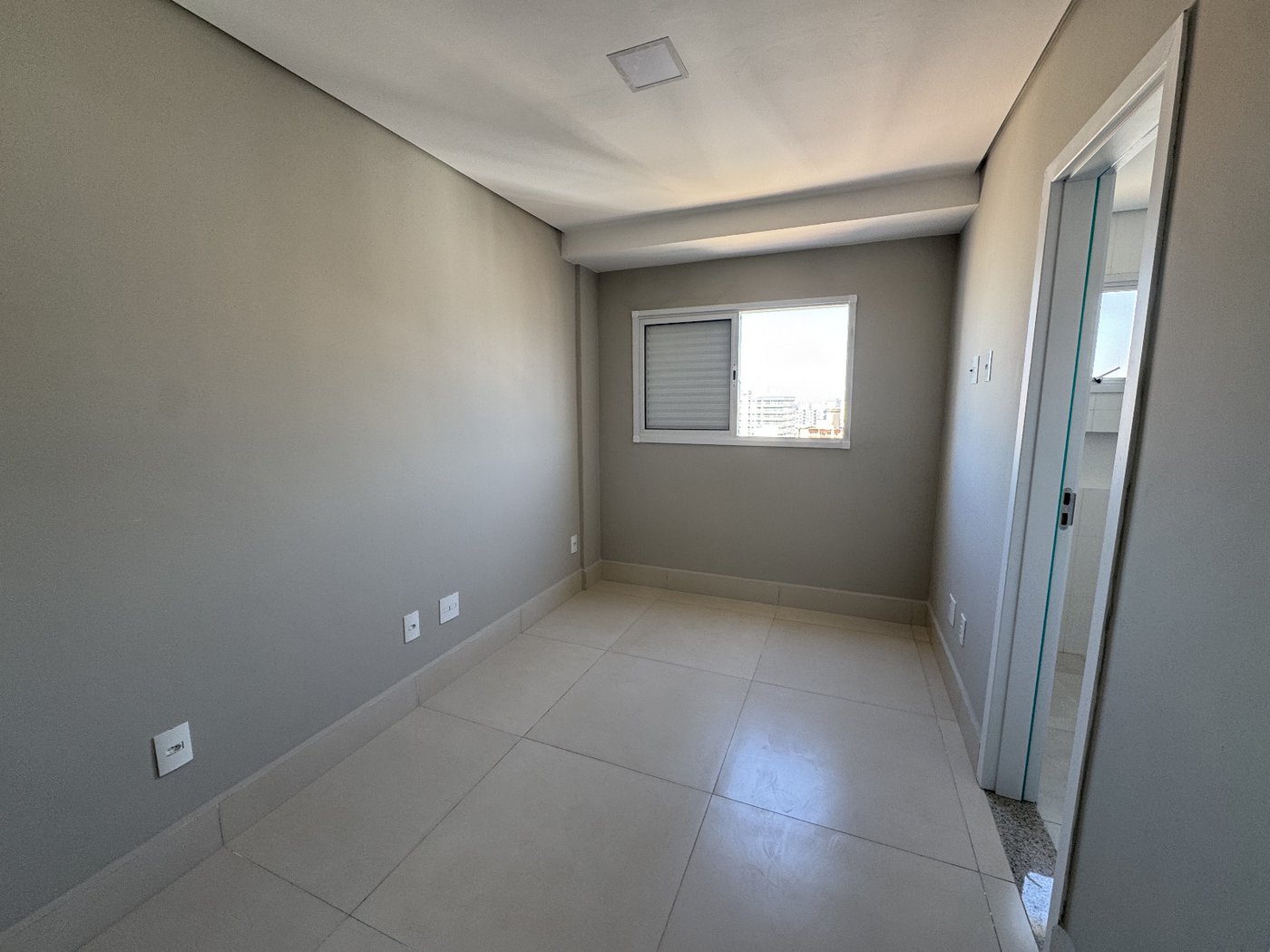 🏢 Cobertura Alto Padrão – Residencial Safira – Guilhermina – Praia Grande