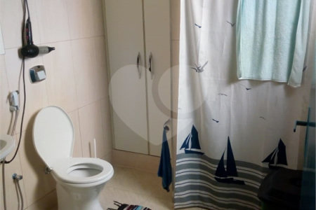 Chácara à venda com 5 quartos, sendo 2 suítes,  no Centro, Sarapuí, SP
