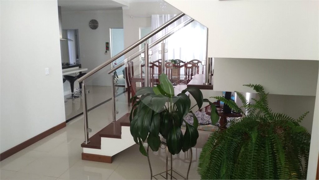 Casa à venda com 3 suítes no condomínio Damha III, São Carlos - SP