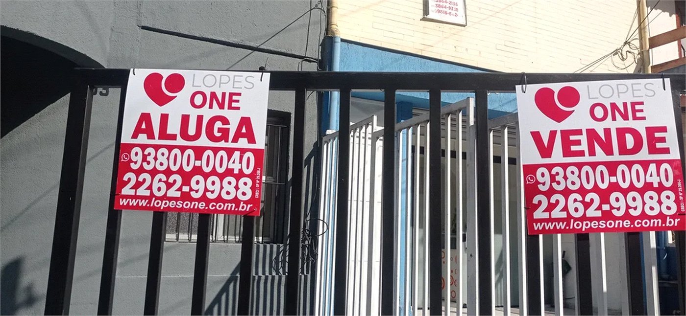 Sobrado à venda ou para alugar com 4 quartos em Água Branca, São Paulo, SP