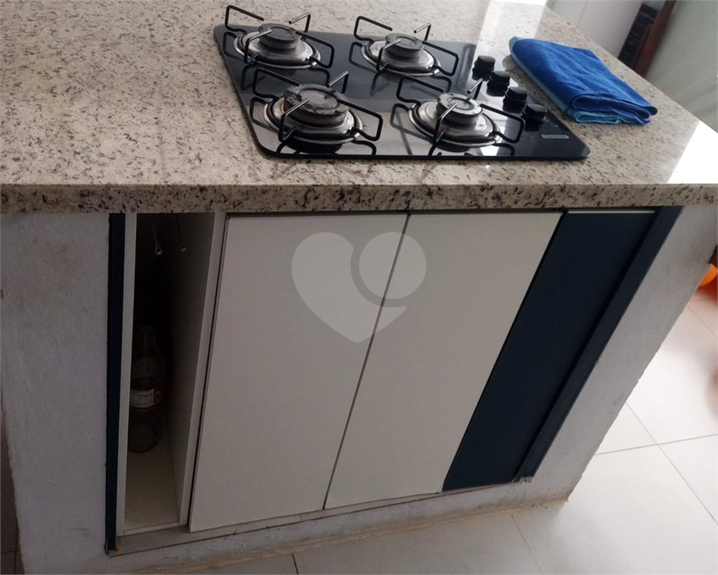 Casa à venda com 2 quartos no condomínio Silvino Manoel dos Santos, Itapetininga - SP