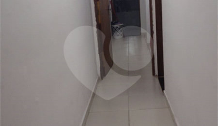 Sobrado à venda com 3 quartos, sendo 2 suítes,  em Vila Suissa, Mogi das Cruzes, SP