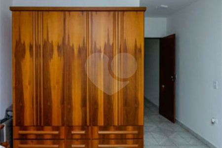 Sobrado à venda ou para alugar com 3 quartos, sendo 1 suíte,  em Jaguaré, São Paulo, SP