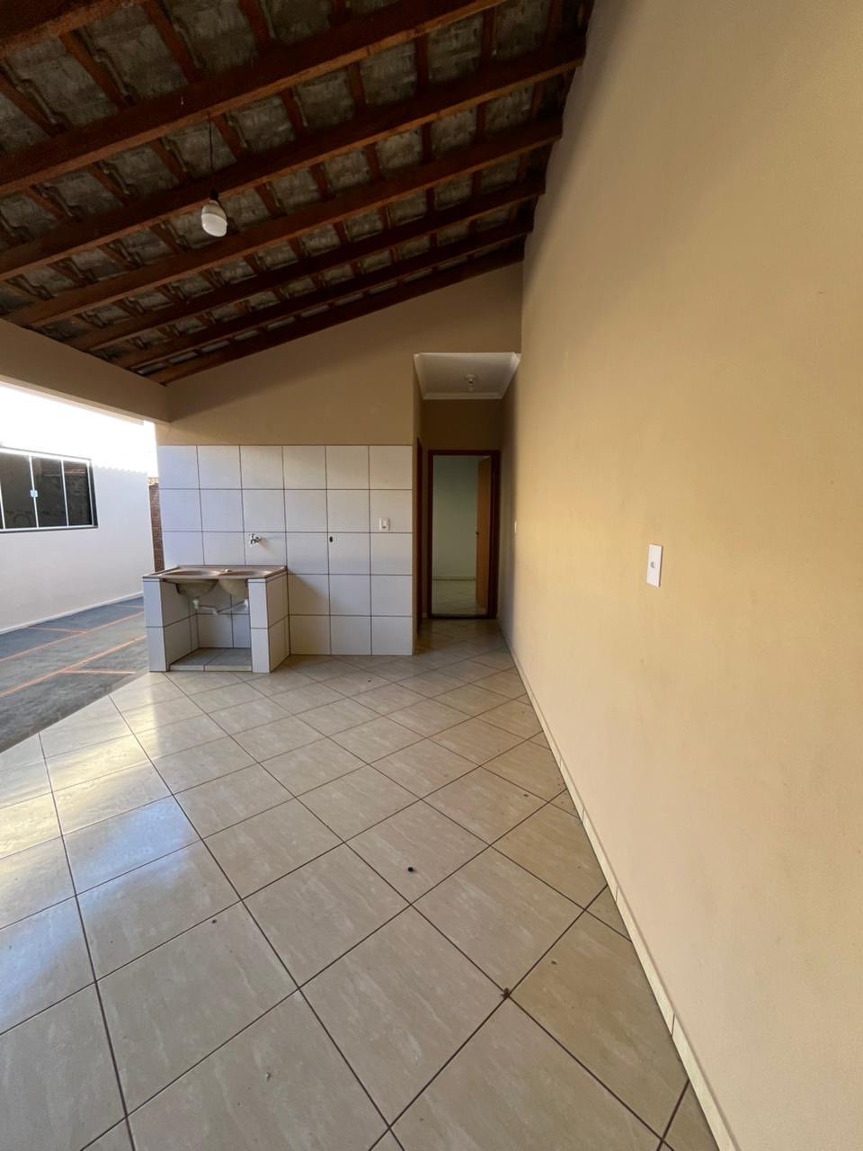 Casa à venda com 4 quartos, sendo 1 suíte,  em Jardim Maristela, Três Lagoas, MS