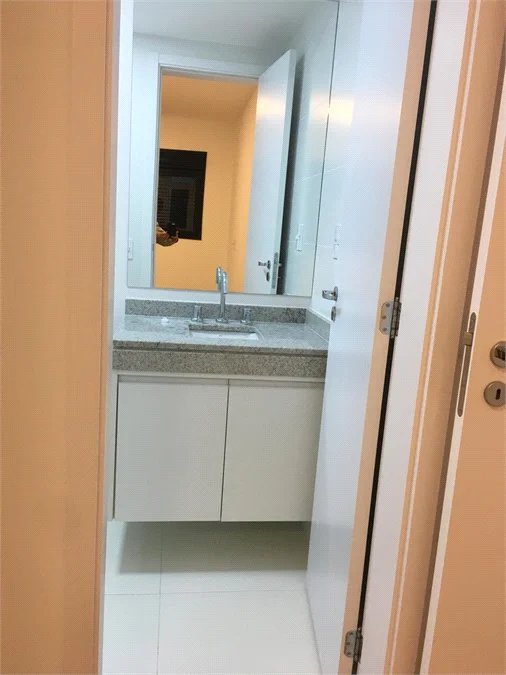 Apartamento à venda com 2 quartos, sendo 1 suíte,  em Pinheiros, São Paulo, SP