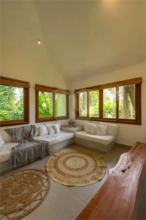 Casa à venda com 4 suítes, no Centro / Arraial D'ajuda, Porto Seguro, BA