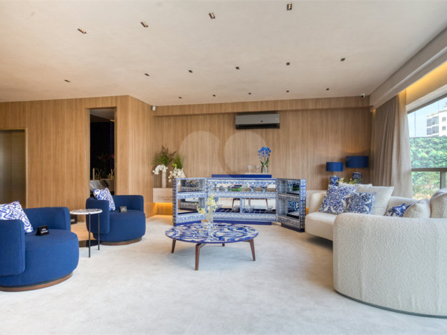 Apartamento à venda com 4 suítes em Pinheiros, São Paulo, SP