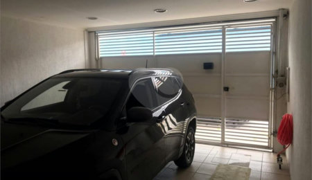Sobrado à venda com 3 quartos, sendo 1 suíte,  em Vila Varela, Poá, SP