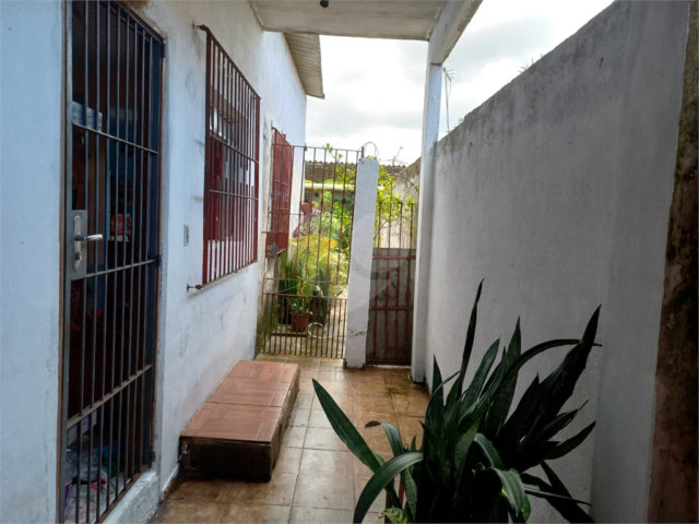 Casa à venda com 2 quartos em Forte, Praia Grande, SP