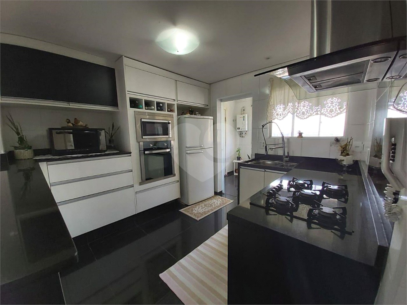 Apartamento à venda com 3 quartos, sendo 1 suíte, em Vila Andrade, São Paulo, SP
