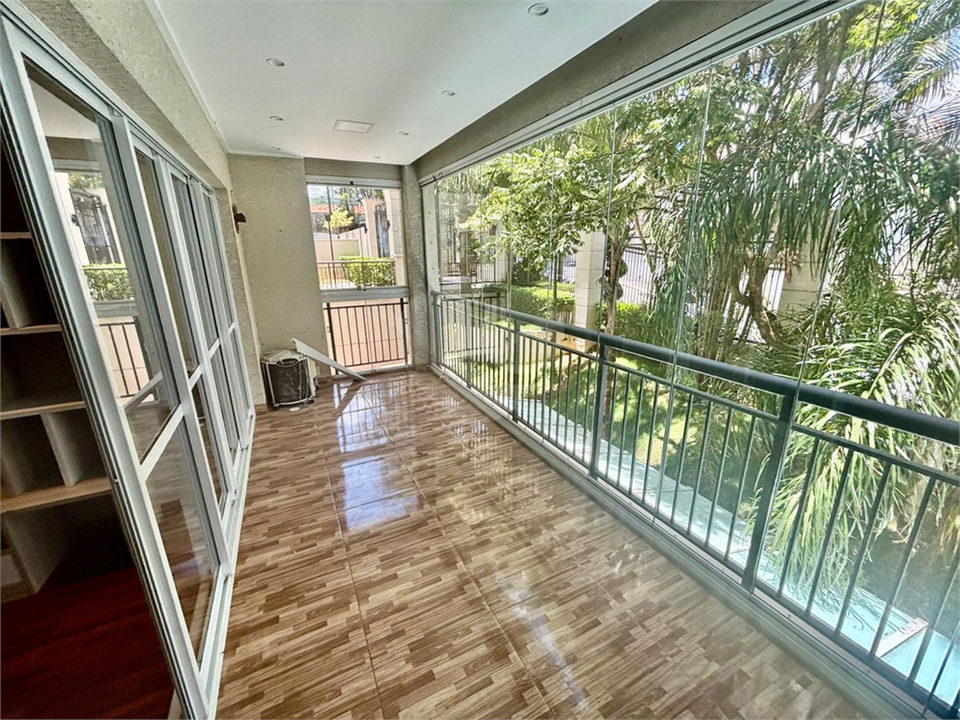 Apartamento à venda com 3 quartos, sendo 2 suítes, em Vila Irmãos Arnoni, São Paulo, SP