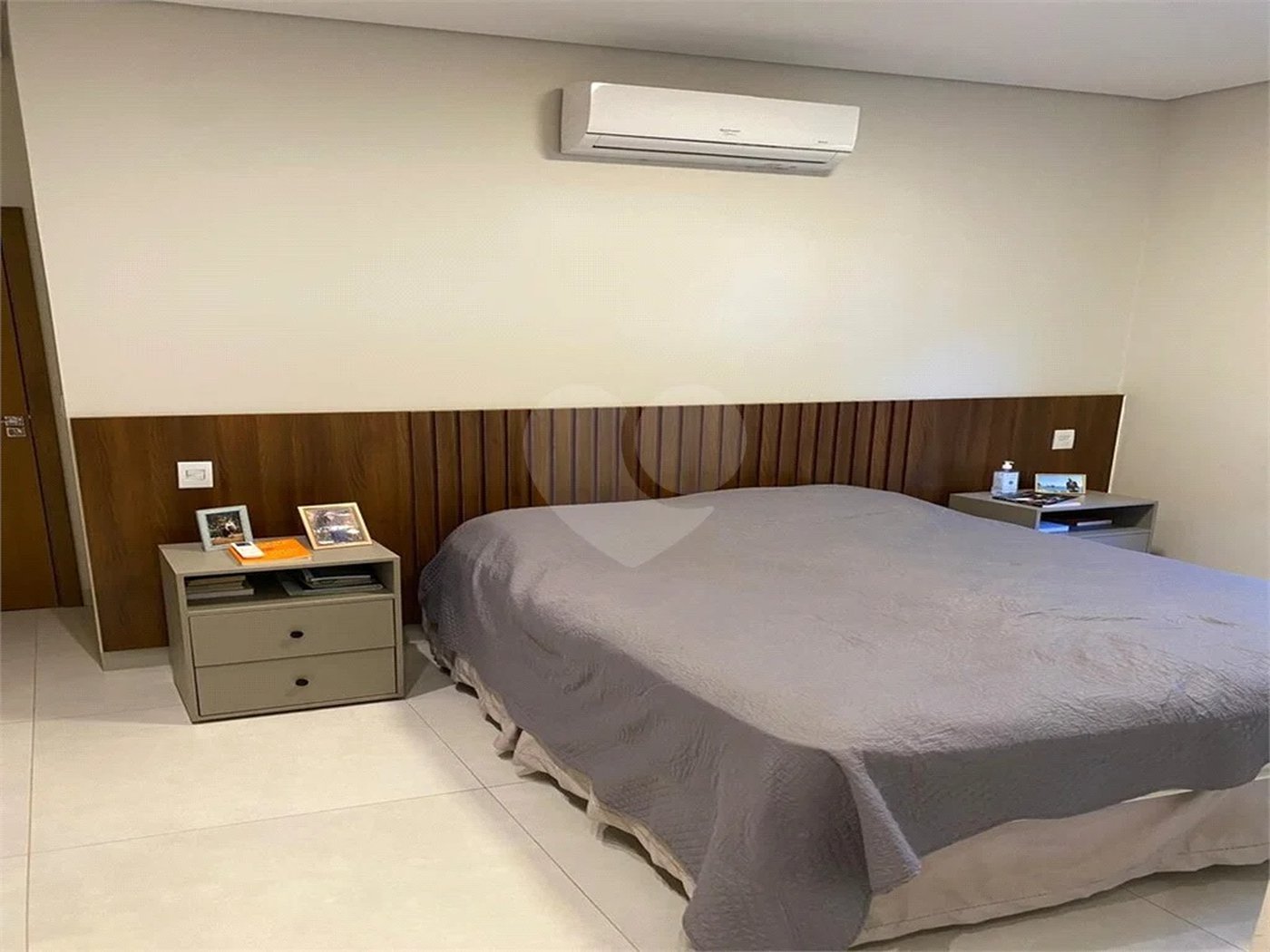 Casa à venda com 3 suítes no condomínio Quinta dos Ventos, Ribeirão Preto - SP