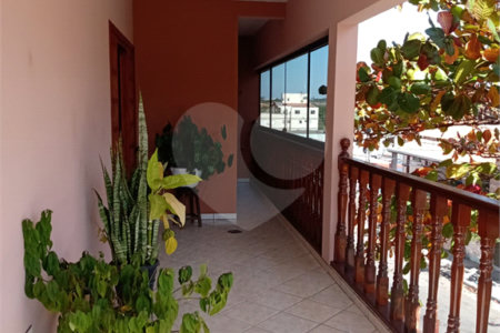 Casa à venda com 3 quartos, sendo 1 suíte, em Salto de São José, Salto, SP