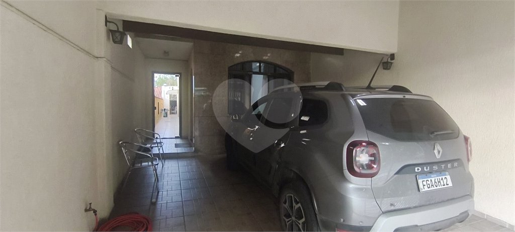 Casa à venda com 4 quartos, sendo 3 suítes, em Jardim Vila Galvão, Guarulhos, SP
