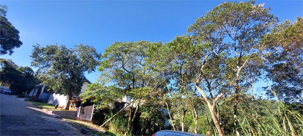 Terreno à venda no condomínio Alpes da Cantareira, Mairiporã - SP