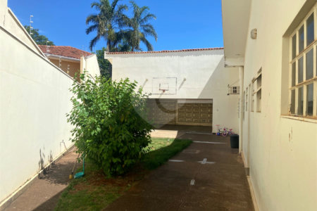 Casa à venda com 3 suítes em Jardim Primavera, Araraquara, SP