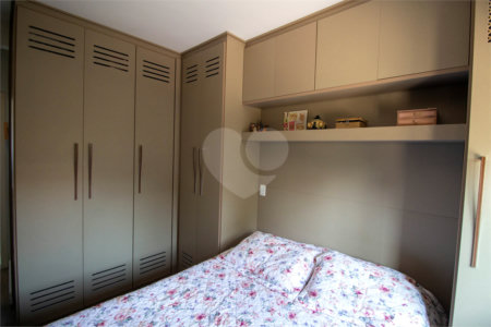 Apartamento à venda com 2 quartos, sendo 1 suíte,  no Centro, São Roque, SP
