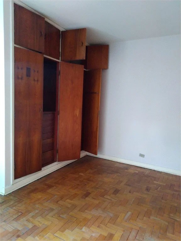 Sobrado à venda com 3 quartos em Vila Cordeiro, São Paulo, SP