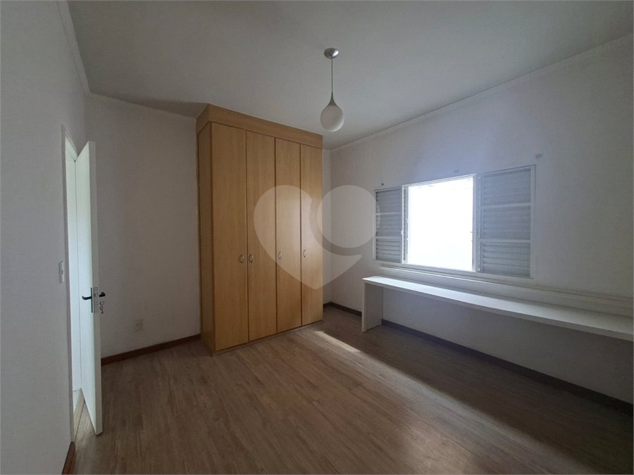 Casa à venda ou para alugar com 3 quartos, sendo 1 suíte, em Vila Aparecida, Itapetininga, SP
