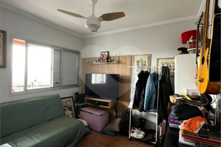Apartamento à venda com 3 quartos, sendo 1 suíte,  em Alto da Lapa, São Paulo, SP