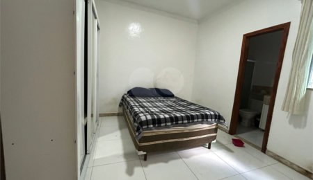 Casa à venda com 2 quartos, sendo 1 suíte, em Baianão, Porto Seguro, BA