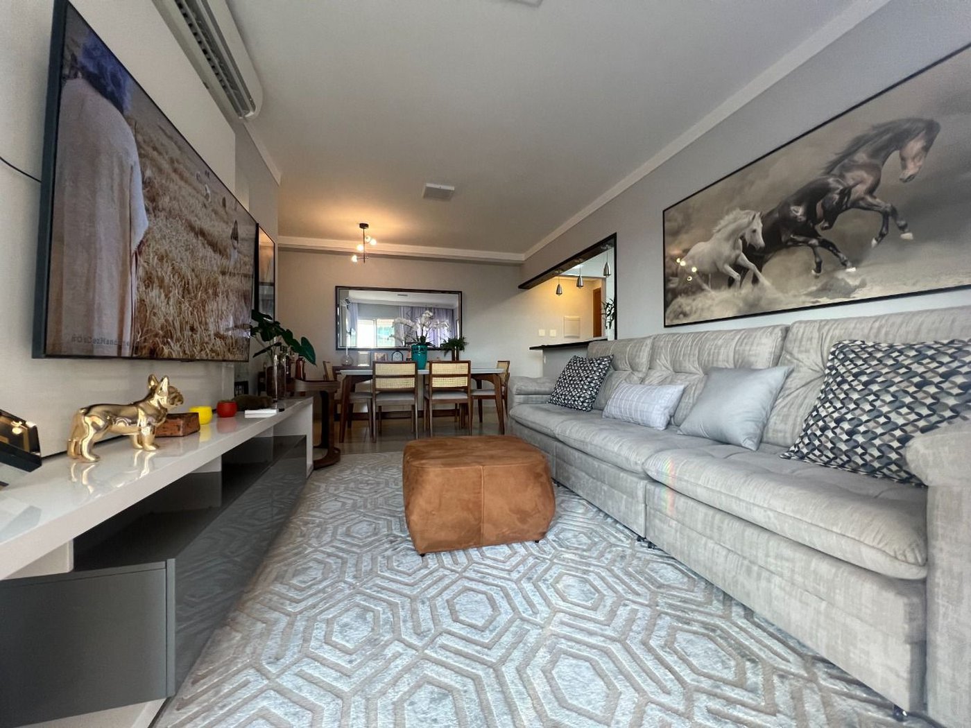 Apartamento com 2 dormitórios à venda, 94 m² por R$ 1.580.000,00 - Gonzaga - Santos/SP