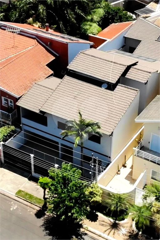 Sobrado à venda com 4 quartos, sendo 1 suíte, em Vila Alpes Suíços, Indaiatuba, SP
