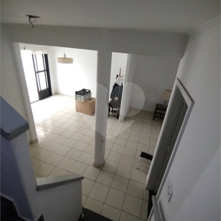 Casa à venda com 4 quartos, sendo 1 suíte, em Vila Mariana, São Paulo, SP