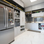 Apartamento à venda com 5 quartos, sendo 4 suítes,  em Parque Reboucas, São Paulo, SP