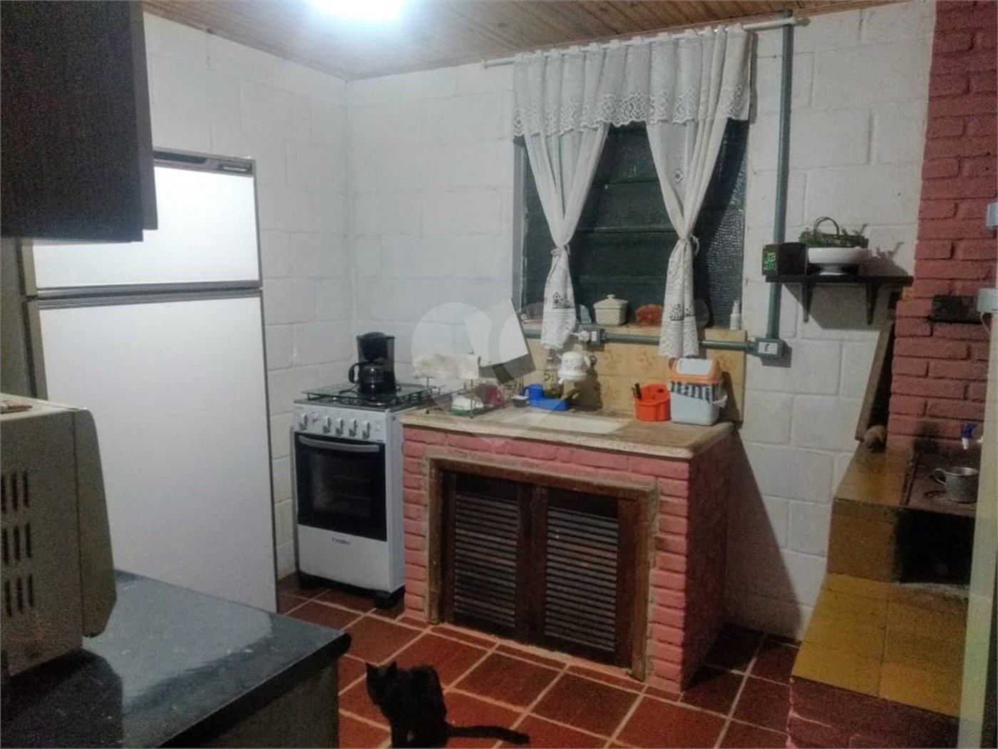 Casa à venda com 3 quartos, sendo 1 suíte, no condomínio Cinco Lagos, Mairiporã - SP