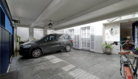 Sobrado à venda com 3 quartos, sendo 1 suíte,  em Alto da Boa Vista, São Paulo, SP